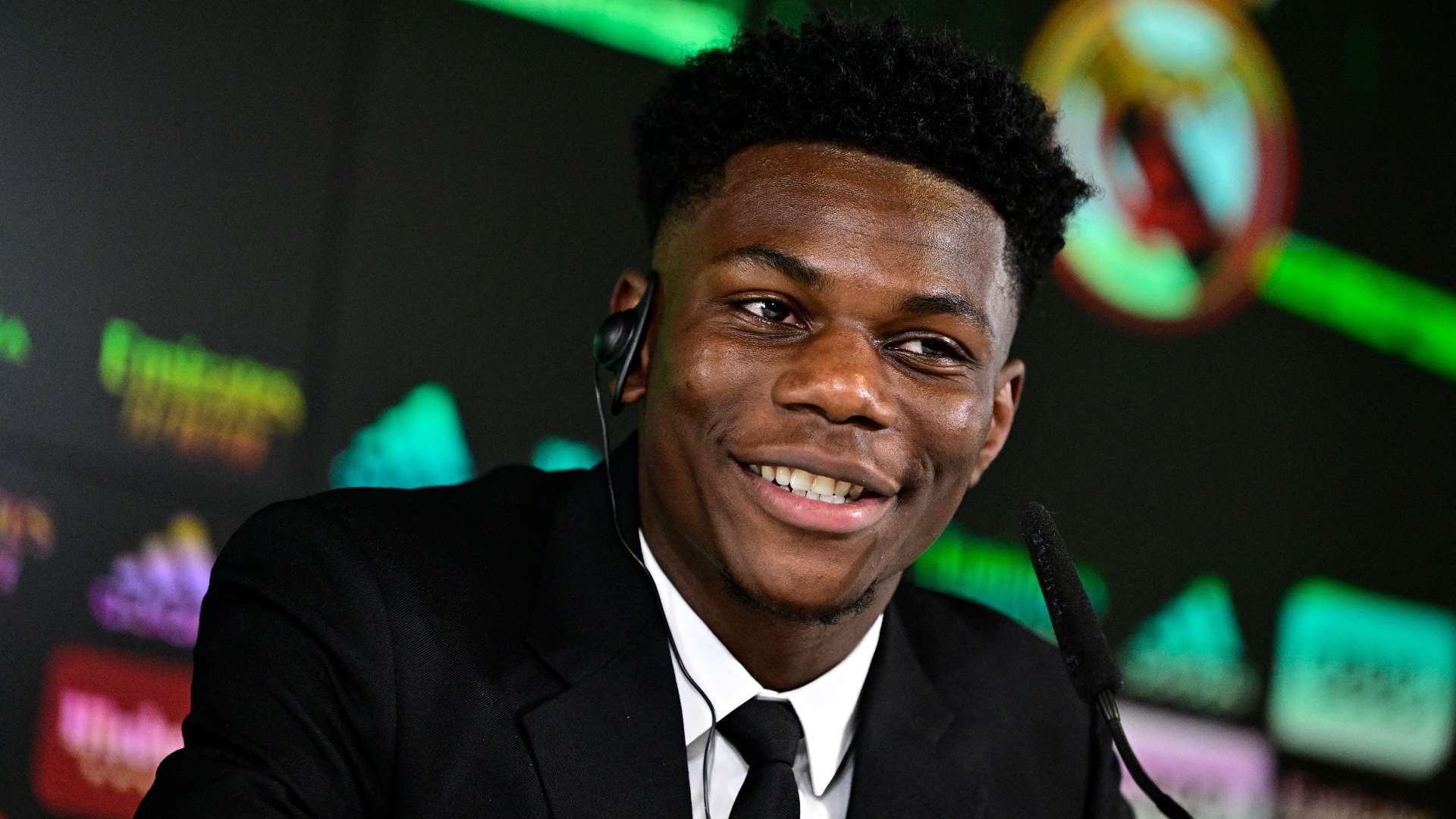 赛事中的成 赛事中的成